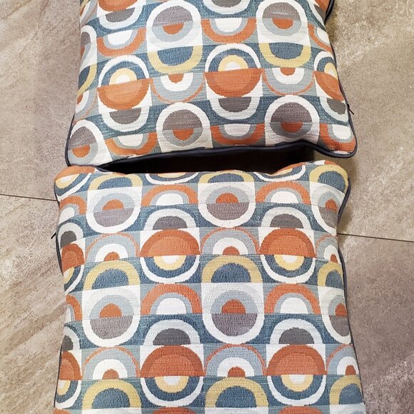 Throw Pillows Set of 2 - Picture 2 of 4